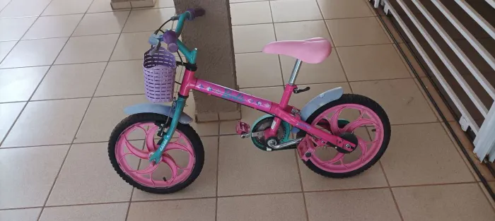 Bicicleta Caloi barbie 