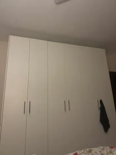 Guarda roupa pré moldado 
