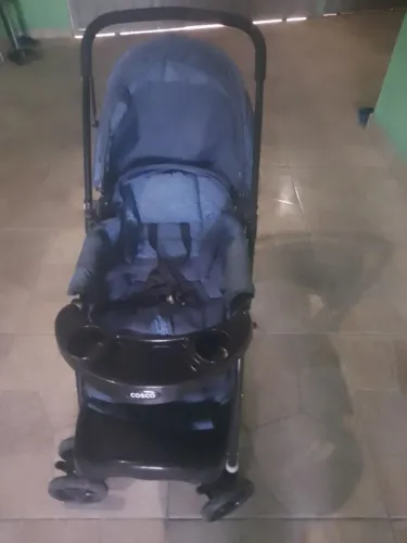 Carrinho de bebê cosco