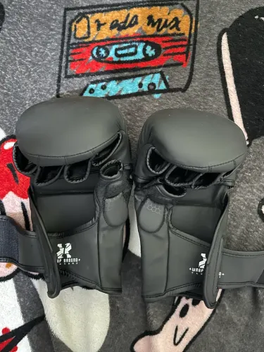 Luva mma mks