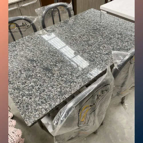 Mesa com 4 cadeiras - pronta entrega