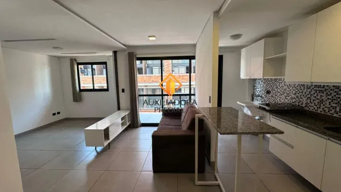 STUDIO SEMI MOBILIADO PROXIMO A PUCPR - REBOUÇAS- CURITIBA