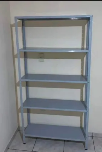Prateleira de aço
