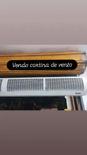 Vendo cortina de vento