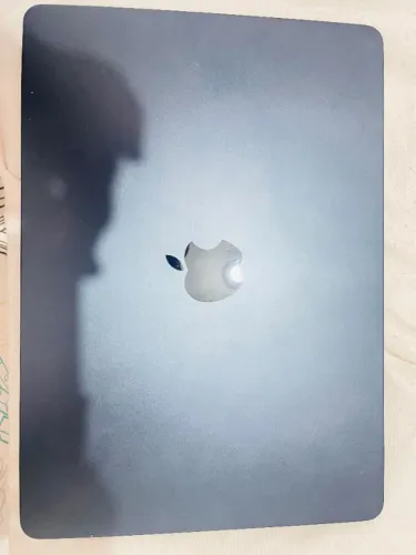 MacBook Air M5 13,6" 16GB 512GB 2026 Meia-Noite