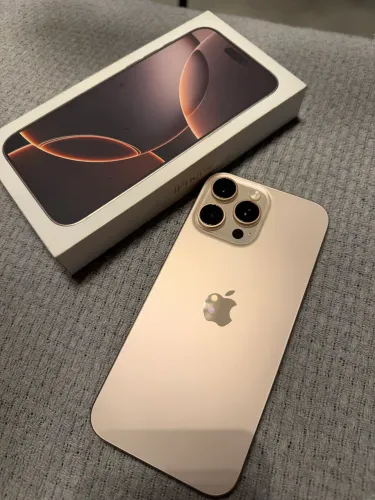 iPhone 16 pro max 256 gb desert