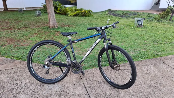 BICICLETA ARO 29 QUADRO HOPE 21 MARCHAS + AMORTECEDOR + LUZES / IMPECÁVEL