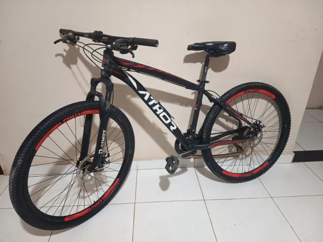 Bicicleta aro 29|MUITO PRESERVADA 
