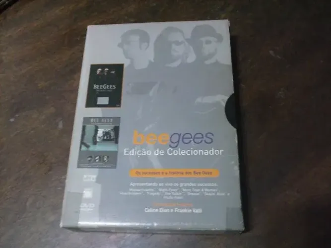 Dvd Bee Gees - Os Sucessos E A História - Ed De Colecionador