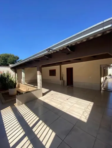 Casa a venda em marituba (centro)
