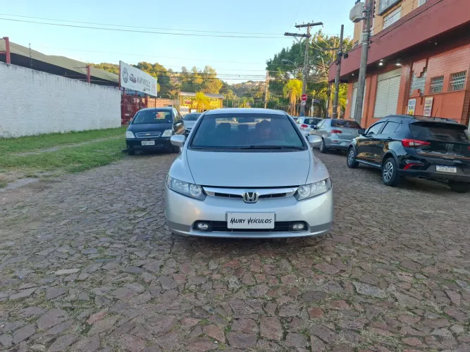 Honda Civic Sedan LXS 1.8/1.8 Flex 16V Aut. 4P 2007