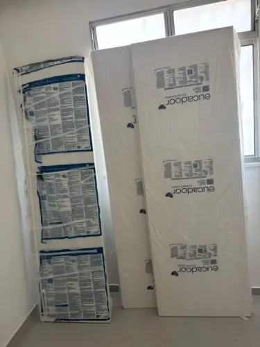 2 Folhas de Porta Madeira 210x70cm + 1 Folha de Porta Madeira 210x60cm