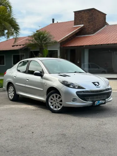 Peugeot 207 Sedan Passion XS 1.6 Flex 16V 4P AUT 2011