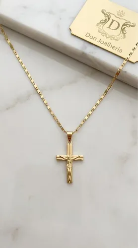 Conjunto Piastrine e Crucifixo em Ouro 18K 750