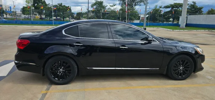 Kia Motors Cadenza EX 3.5 V6 24V 290cv Aut. 2012