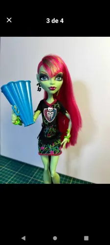 Boneca Monster High Vênus Mcflytrap