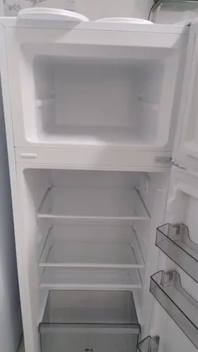 Vendo Geladeira 230 litros