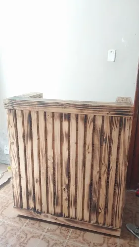 Balcão rústico ótimo para sua loja!