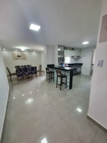 ALUGA-SE CASA DUPLEX NA GLEBA A