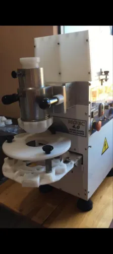 Máquina de salgado masseira e modeladora