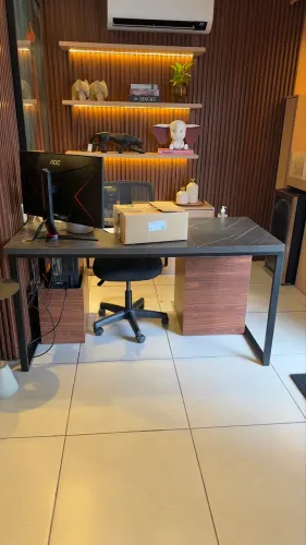 MESA ESCRITÓRIO BASE METALON