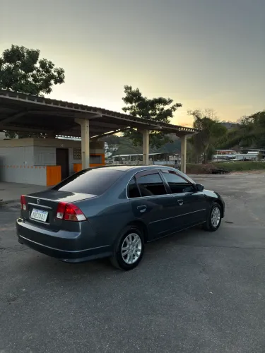 Honda Civic Sedan LX 1.7 16V 115cv Mec. 4P 2005