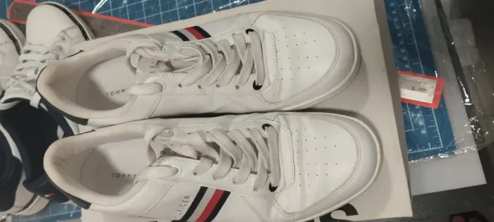 Tênis branco tommy hilfiger masculino Couro legitimo