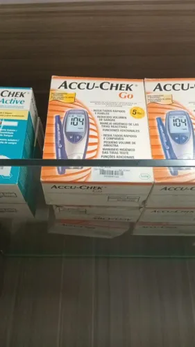 EQUIPAMENTO MÉDICOS E HOSPITALARES. NOVO
