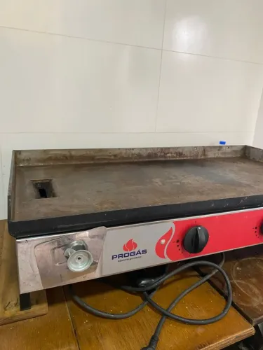 Chapa Bifeteira a Gás Profissional PR-1000 G - Style Prógas