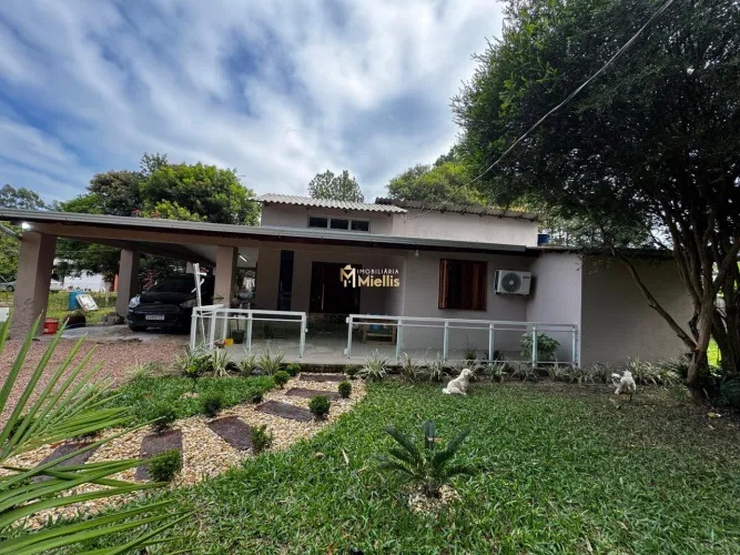 Sítio com Piscina em Águas Claras, Viamão - Oportunidade de Venda! REF:
