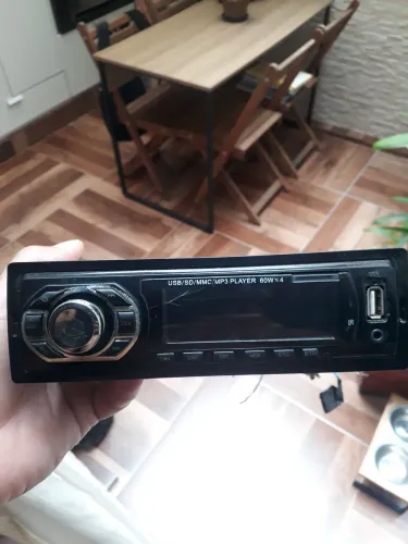 Vendo som automotivo com usb