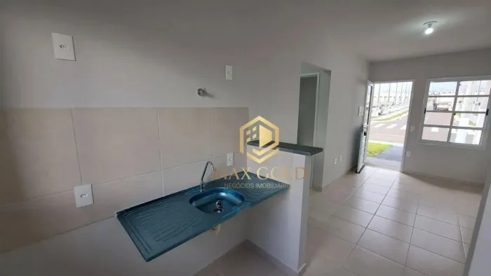Casa com 2 dormitórios para alugar, 45 m² por R$ 1.050,00/mês - Distrito Industrial Do Una