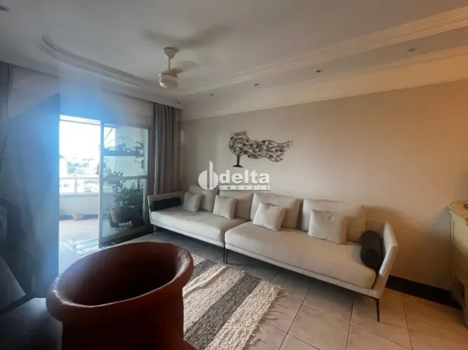 Apartamento disponível para venda no bairro Osvaldo Rezende em Uberlândia-MG