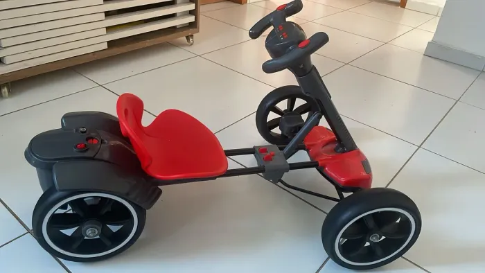 Vende - se moto elétrica (infantil)