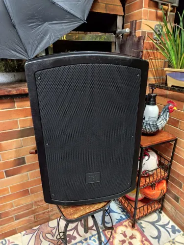 Caixa de som JBL jb-bt15