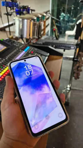 A55 semi novo