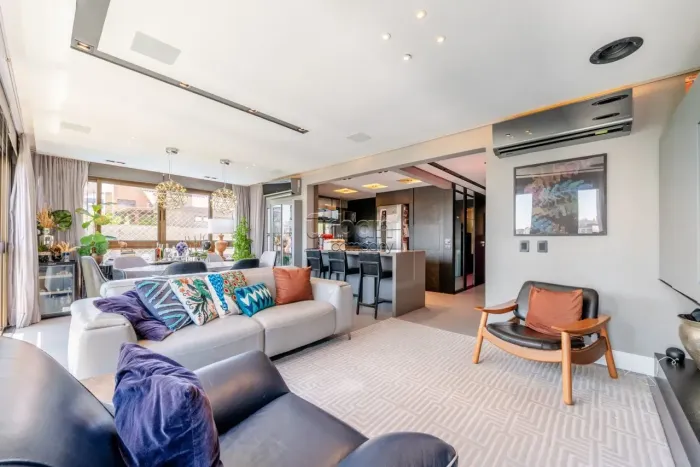 Apartamento com 3 suítes próx a Encol