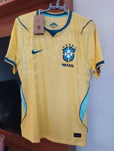 Camisa Brasil 2026 Versão Jogador ( Tamanho M )