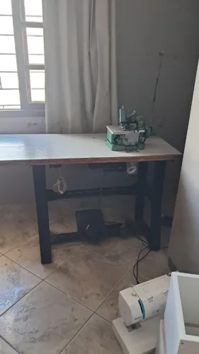 MAQUINA DE COSTURA OVERLOCK