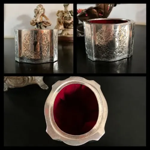 porta joias vintage - prata com forro de veludo vermelho