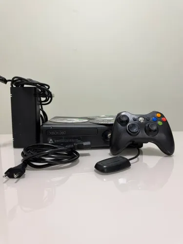 Xbox 360 ORIGINAL + 5 JOGOS ORIGINAIS + 1 CONTROLE