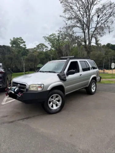 Nissan Pathfinder SE Luxo 3.5 V6 24V 243cv 2004