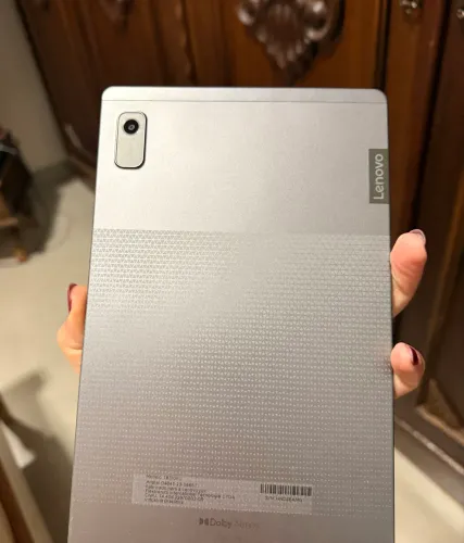 VENDO Tablet Lenovo Tab M9 - em perfeito estado