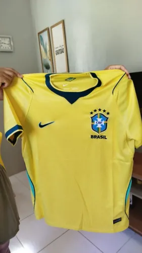 ? Camisa da Seleção Brasileira - NOVA ?