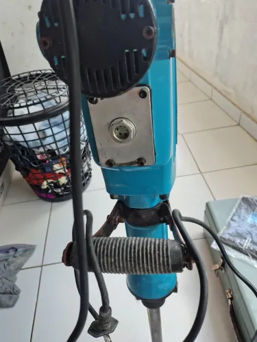 Martelete 45 kg de impacto semi novo!