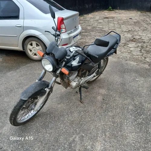 Vendo fan150 motor novo pneu tbm