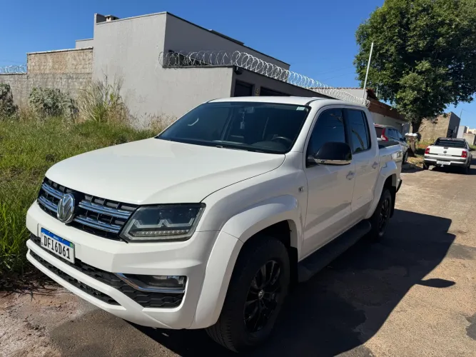 Volkswagen Amarok Comfor. CD 2.0 TDI 4X4 Dies. Aut. 2019