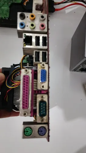 Placa mãe modelo MS7309 *PARA RETIRADA DE PEÇAS*