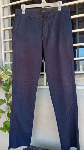 Calças masculinas para serviço valor 10 a 20 reais, boa para quem trabalha braçal