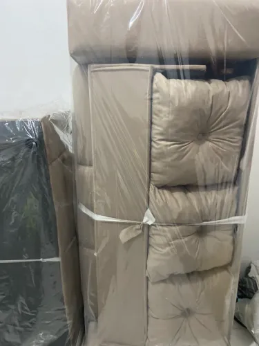 Sofá com almofadas e recosto removível NOVO ENTREGA GRÁTIS